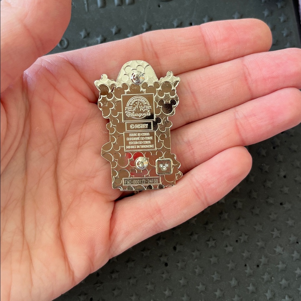 Captain Hook Pin - Picture 3 of 3